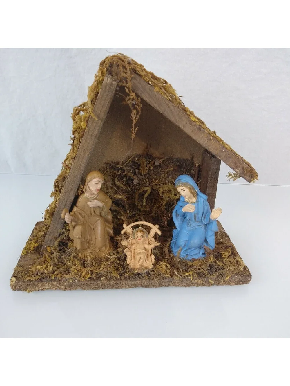 Vintage Nativity Creche Holy Family Scene Wood Wooden 3 Plastic Figures Italy